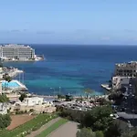 Apartamento 3 Bedrm Seaview Balluta Bay Sliema